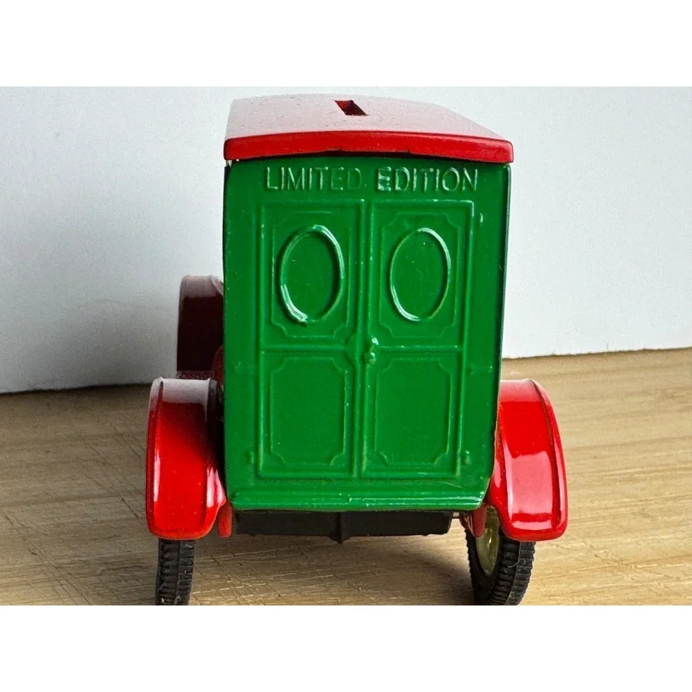 1920 Coca Cola Seasons Greetings Santa Panel Delivery Truck BANK OKLA ERTL #1363